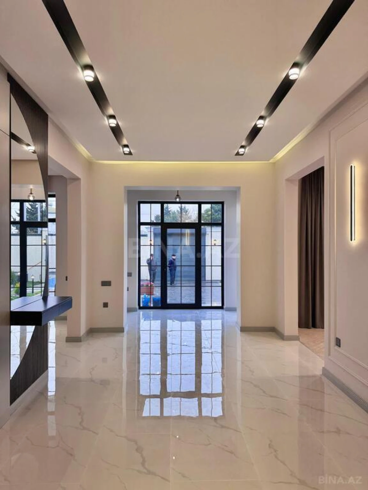 Satılır 4 otaqlı həyət evi 200 m²