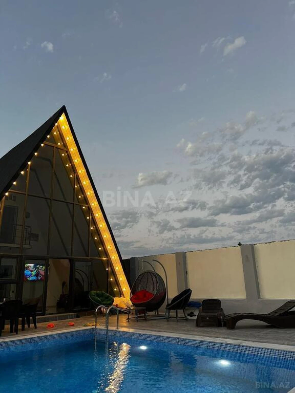 Kirayə verilir 4 otaqlı həyət evi 200 m²