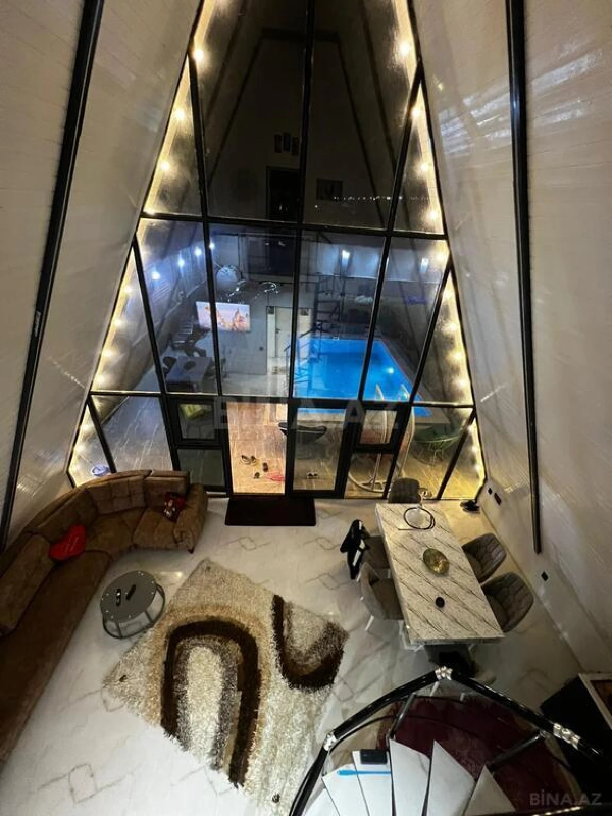 Kirayə verilir 4 otaqlı həyət evi 200 m²