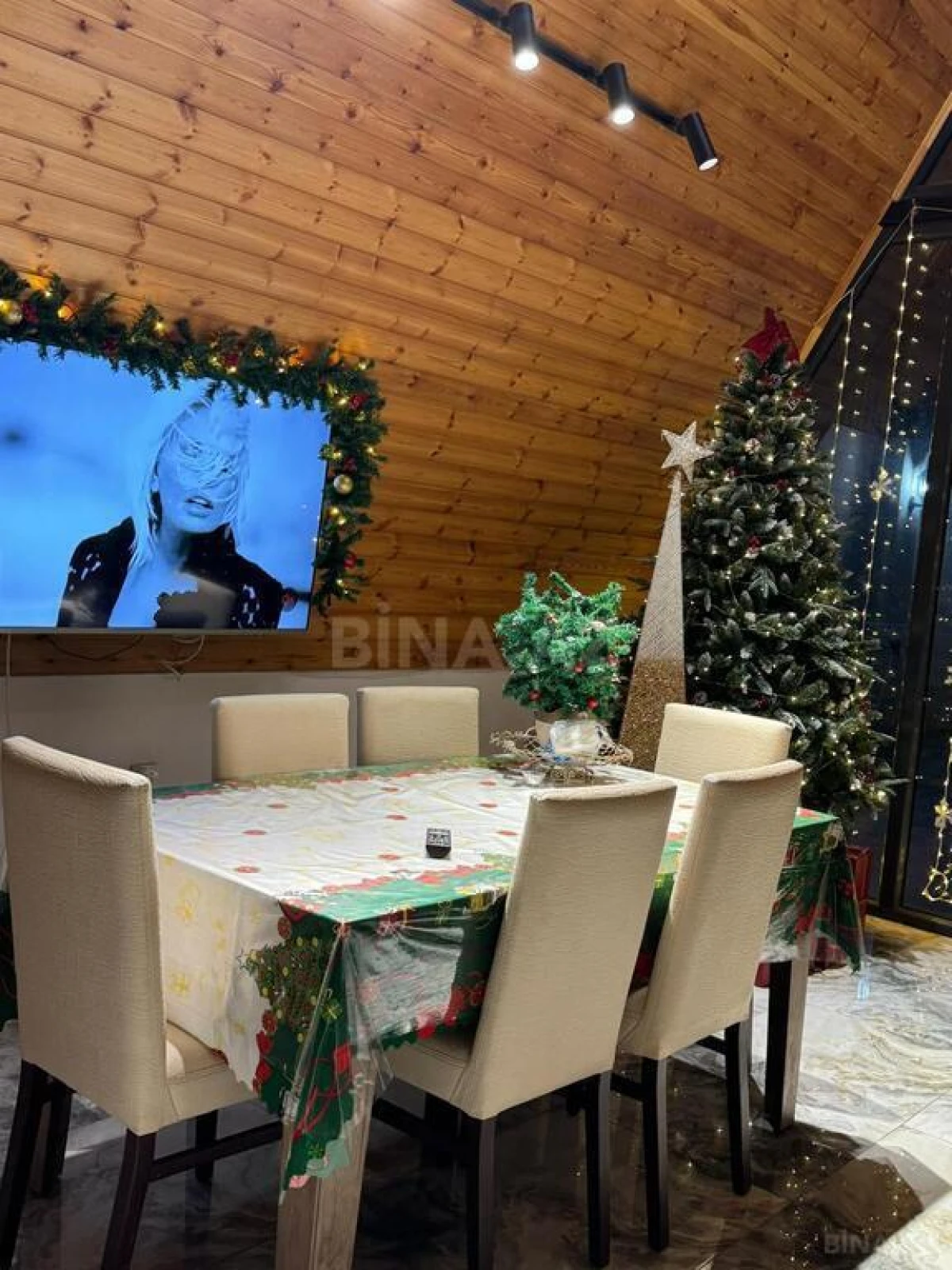 Kirayə verilir 4 otaqlı həyət evi 180 m²