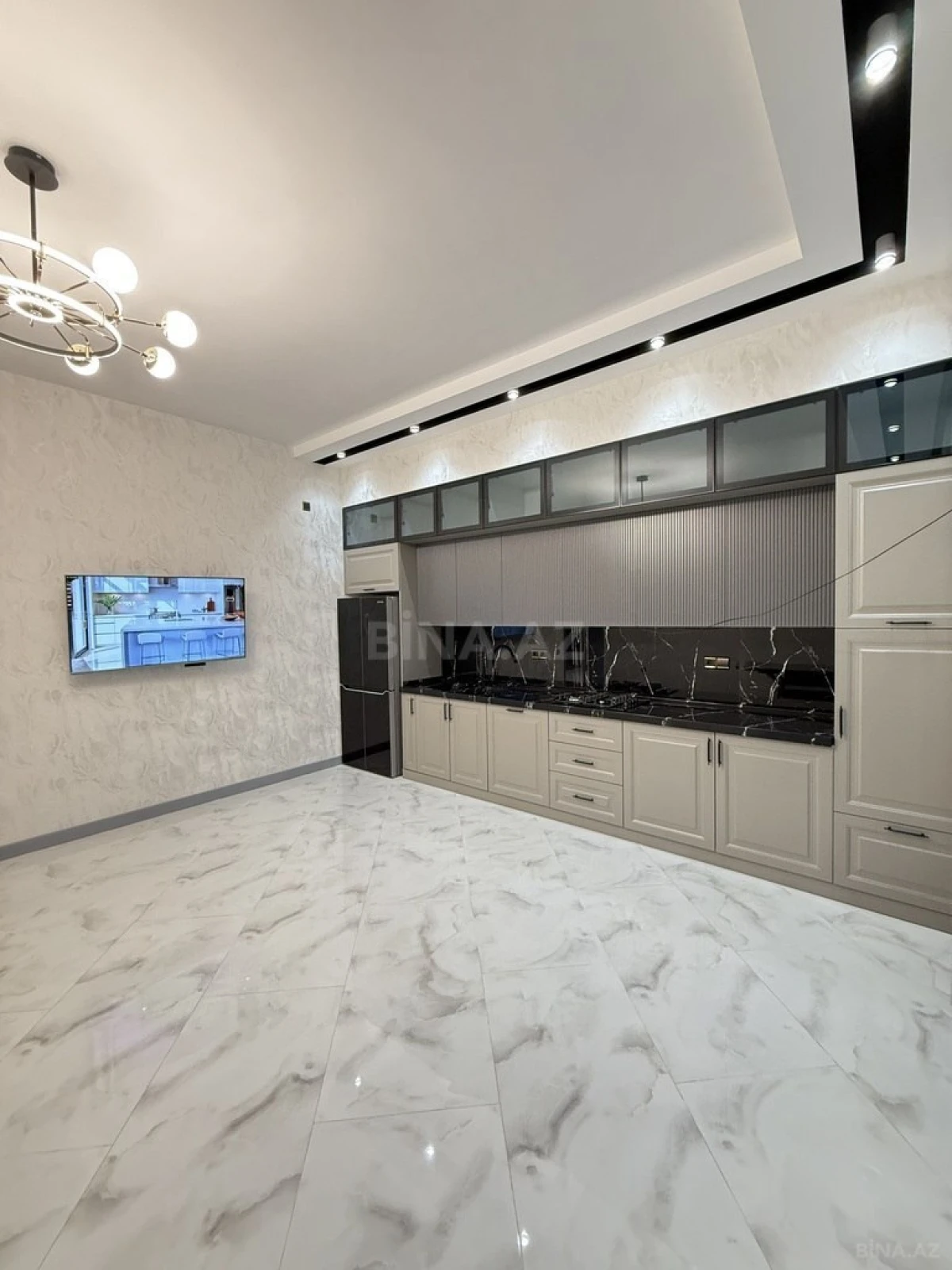 Satılır 4 otaqlı həyət evi 210 m²