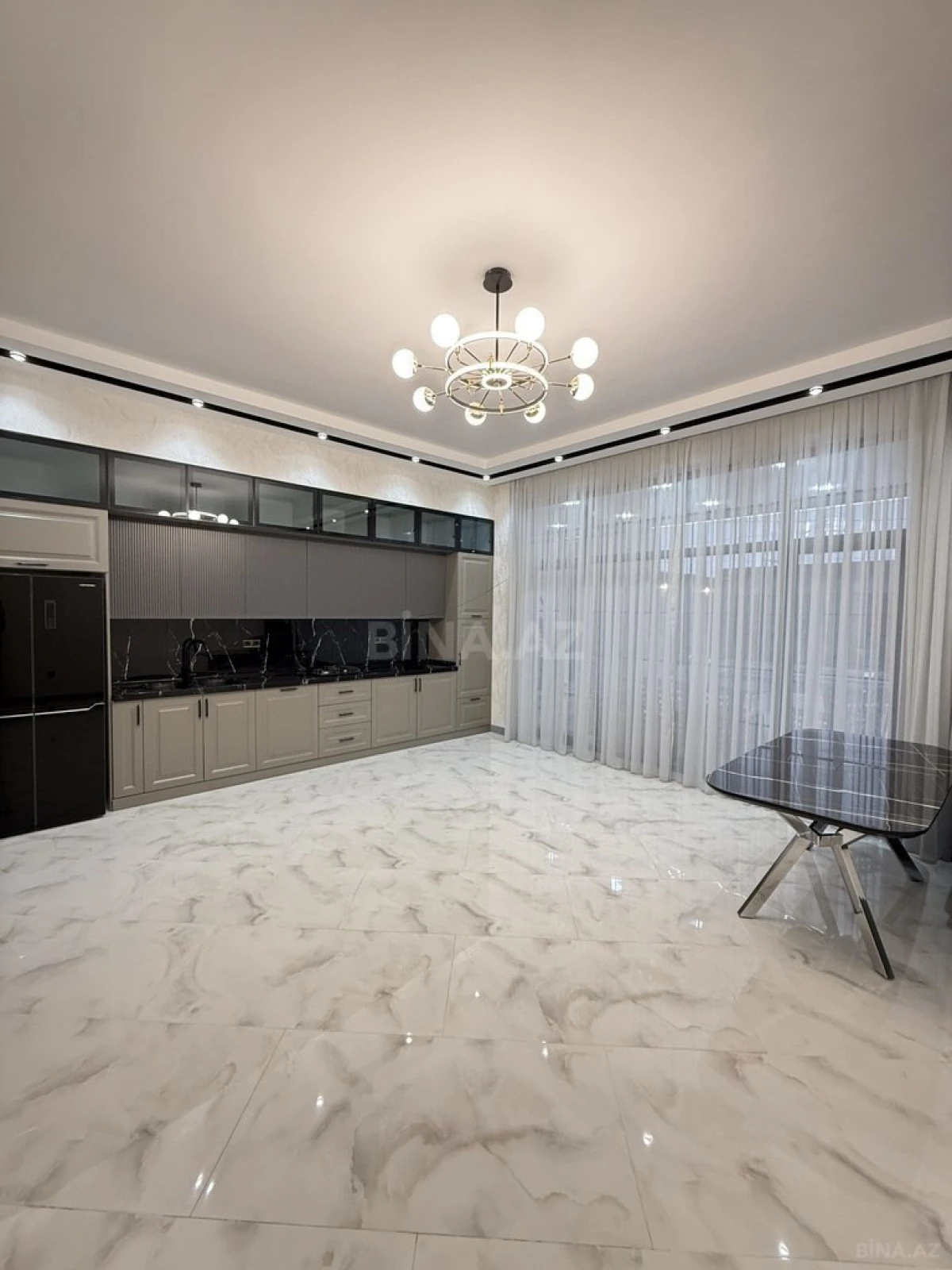 Satılır 4 otaqlı həyət evi 210 m²
