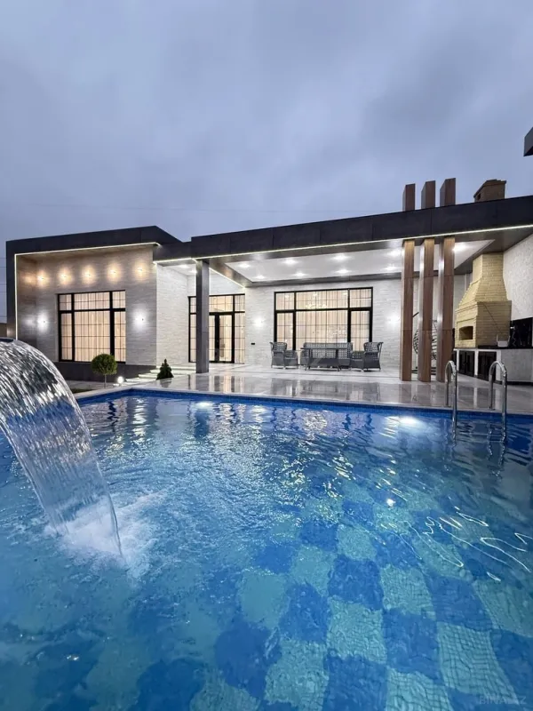 Satılır 4 otaqlı həyət evi 210 m²