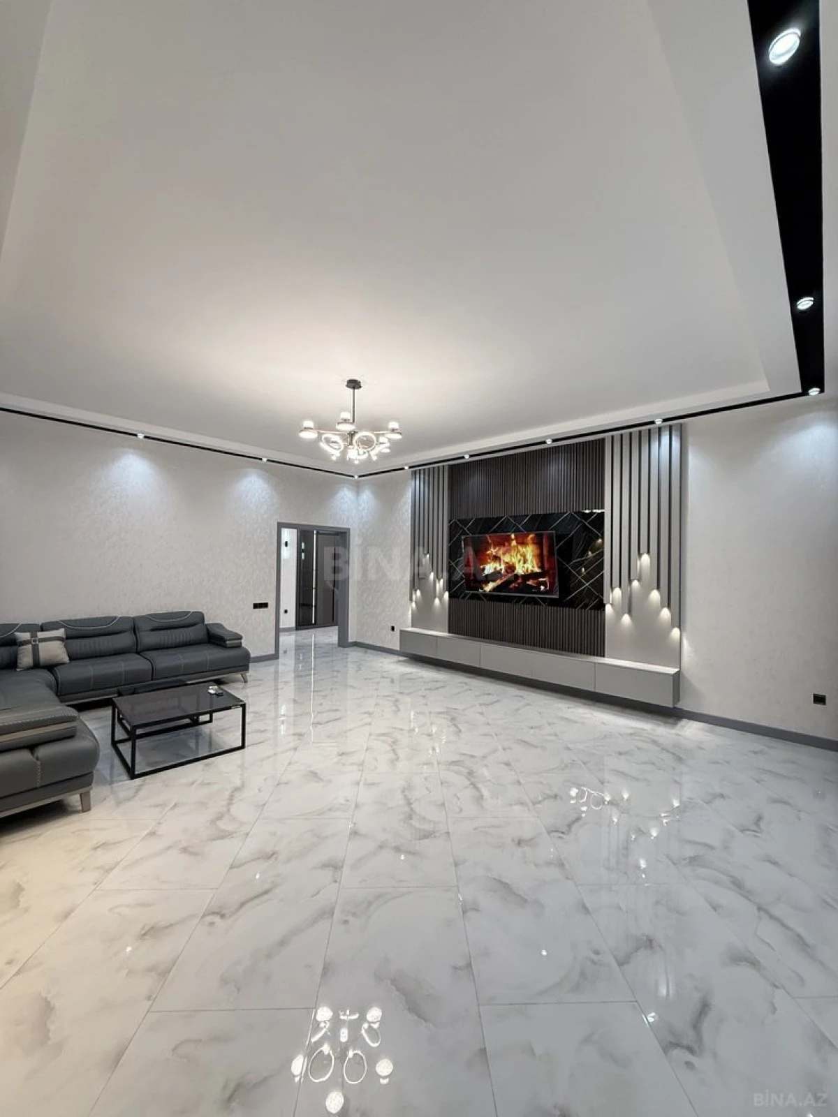 Satılır 4 otaqlı həyət evi 210 m²