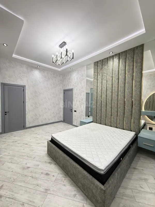 Satılır 4 otaqlı həyət evi 210 m²