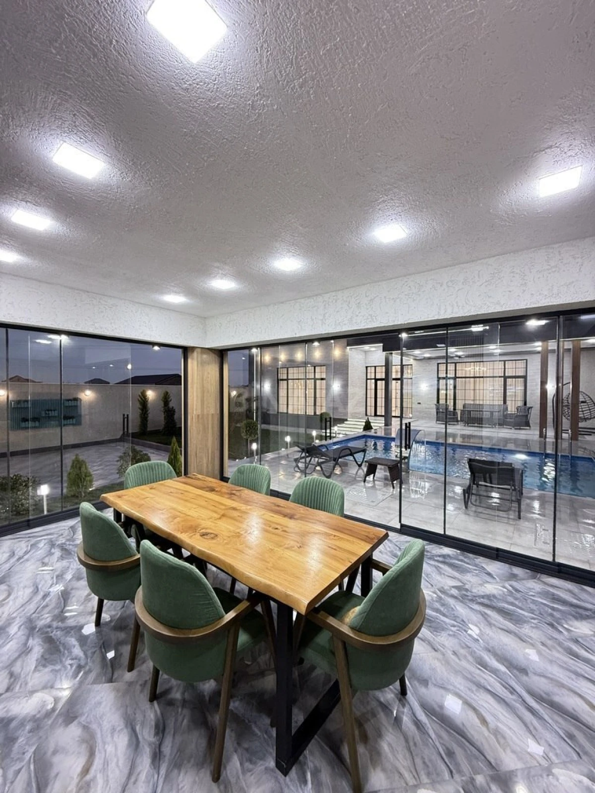 Satılır 4 otaqlı həyət evi 210 m²