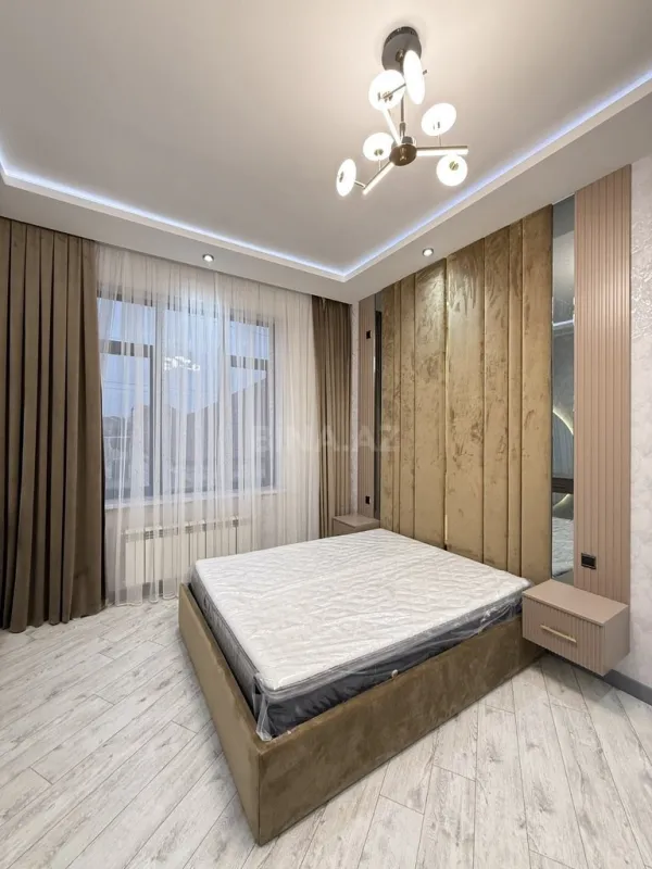 Satılır 4 otaqlı həyət evi 210 m²