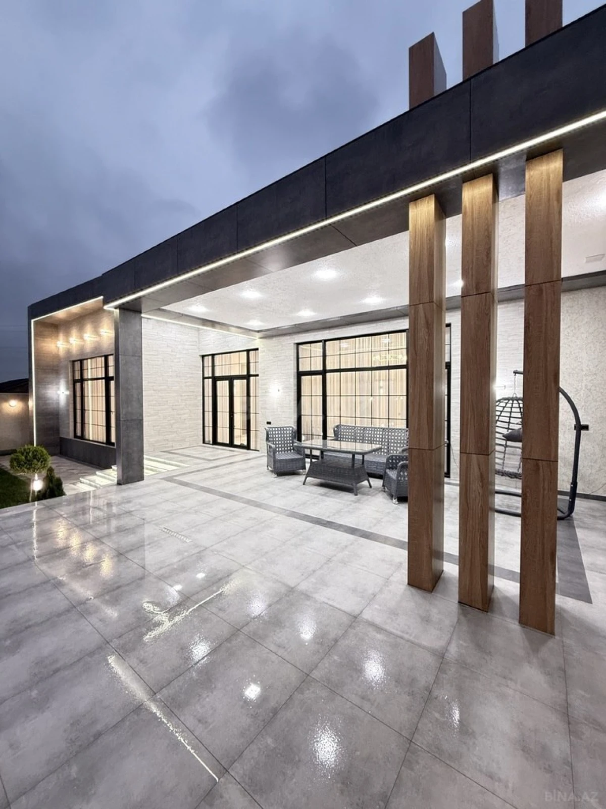 Satılır 4 otaqlı həyət evi 210 m²