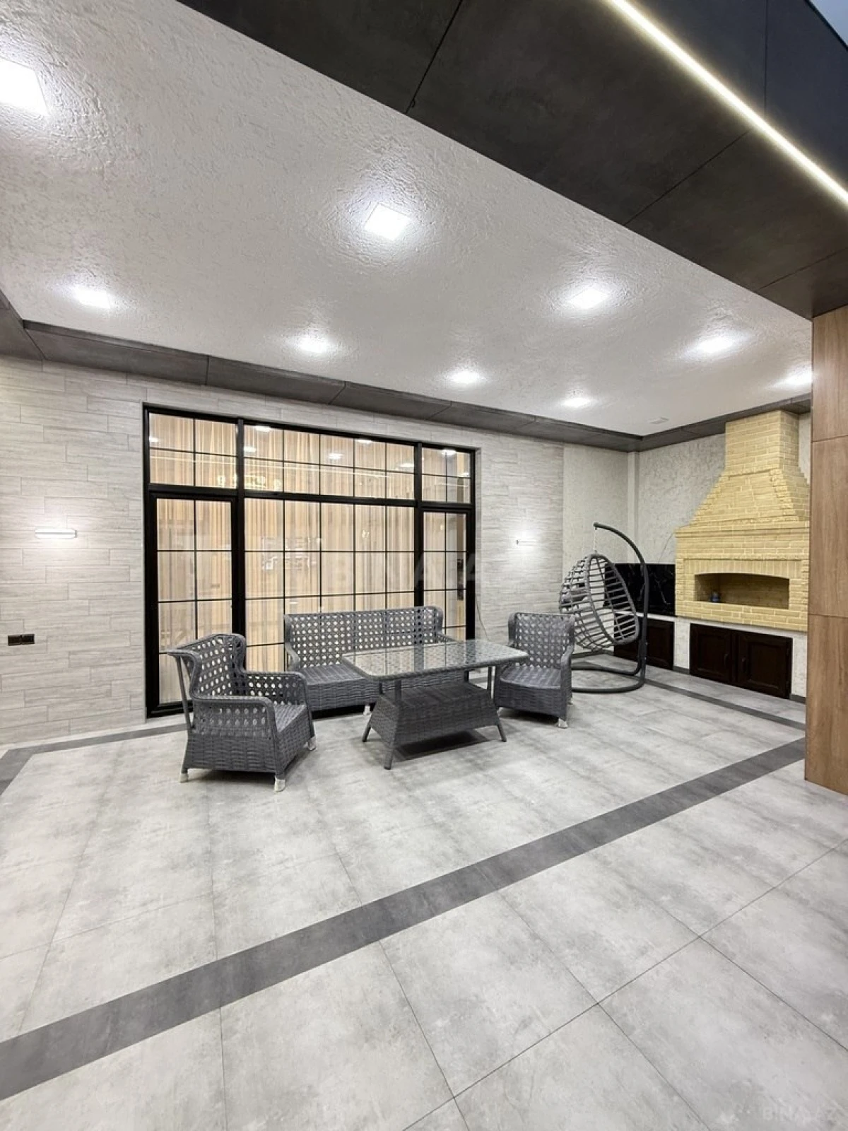Satılır 4 otaqlı həyət evi 210 m²