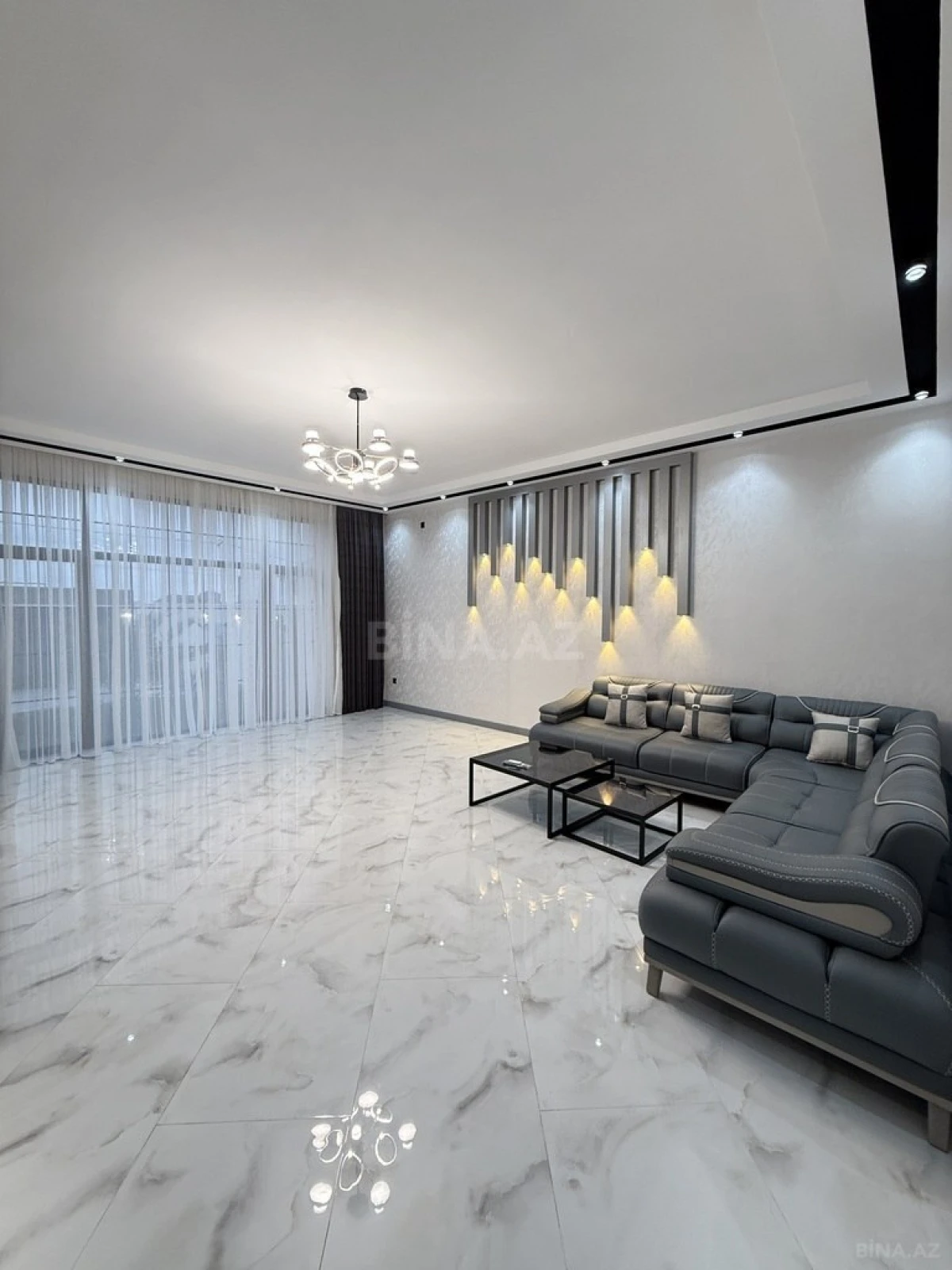 Satılır 4 otaqlı həyət evi 210 m²