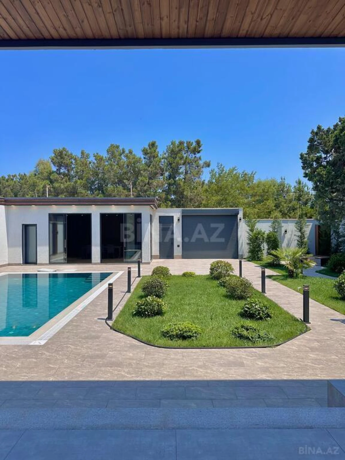 Satılır 5 otaqlı həyət evi 230 m²