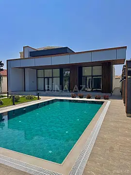 Satılır 5 otaqlı həyət evi 230 m²