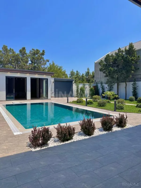 Satılır 5 otaqlı həyət evi 230 m²