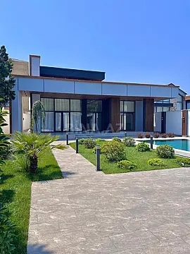 Satılır 5 otaqlı həyət evi 230 m² — Bakı, Mərdəkan 5 otaq 230.00 m²