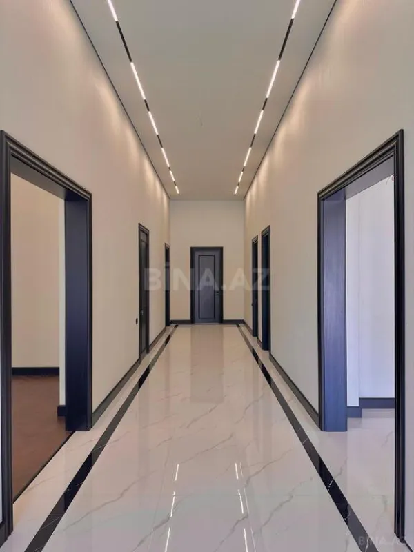 Satılır 5 otaqlı həyət evi 230 m²