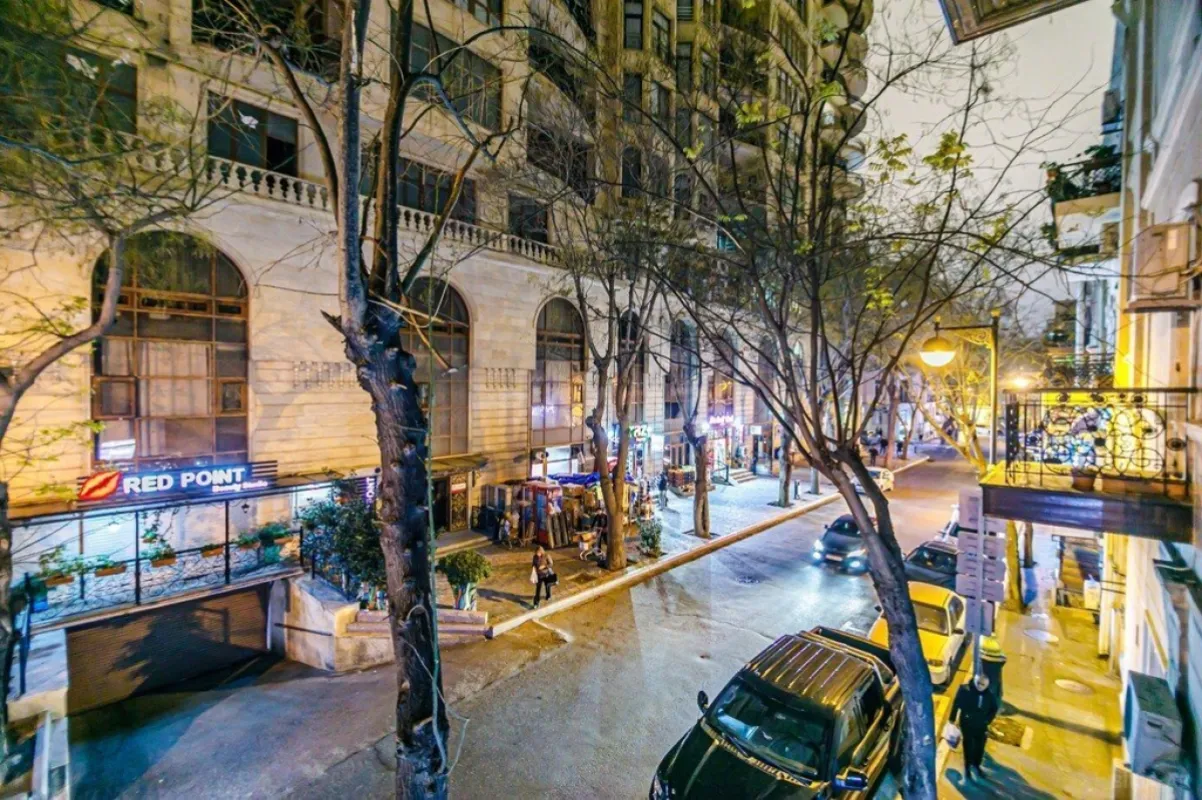 Kirayə verilir 2 otaqlı mənzil 60 m²