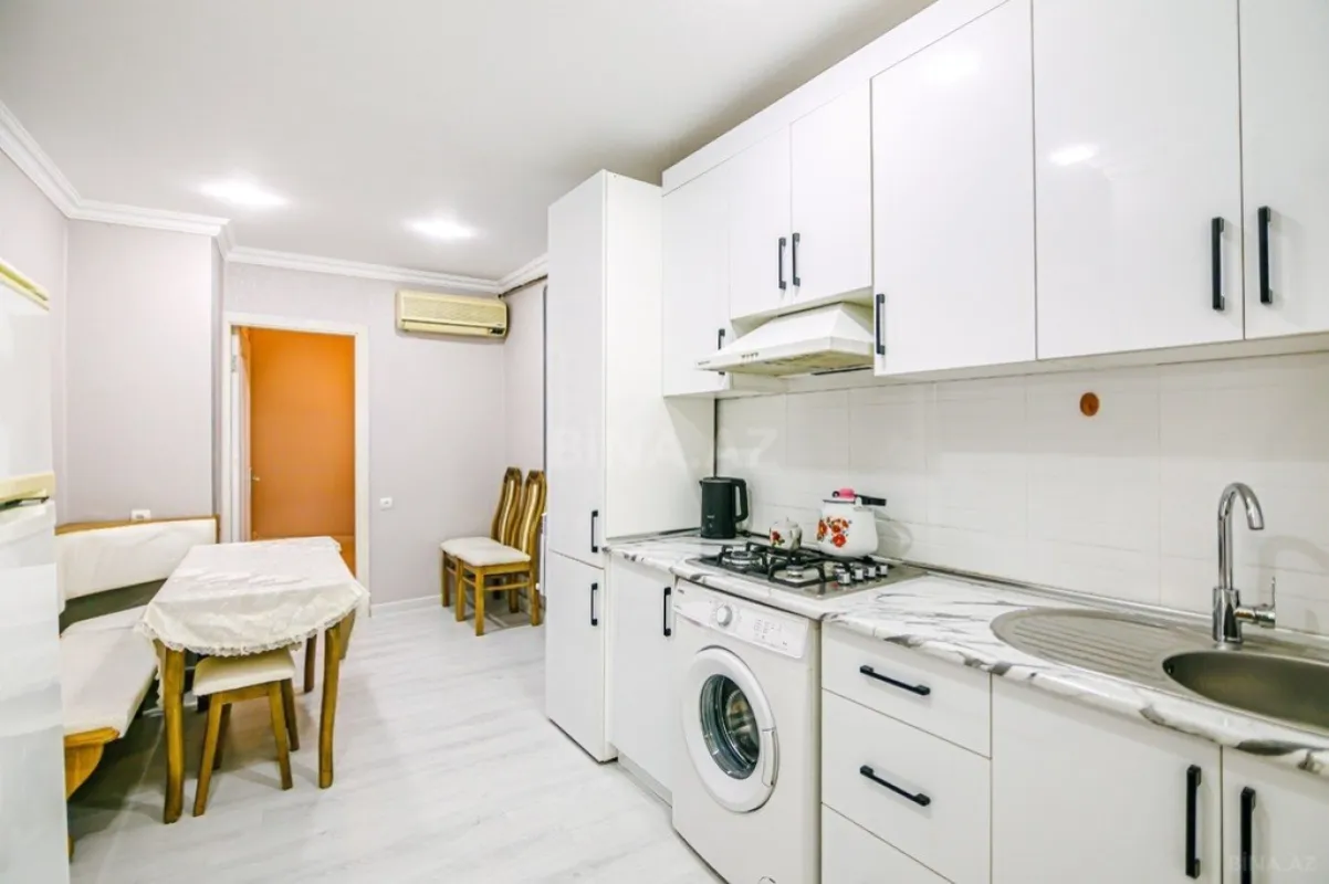 Kirayə verilir 2 otaqlı mənzil 60 m²