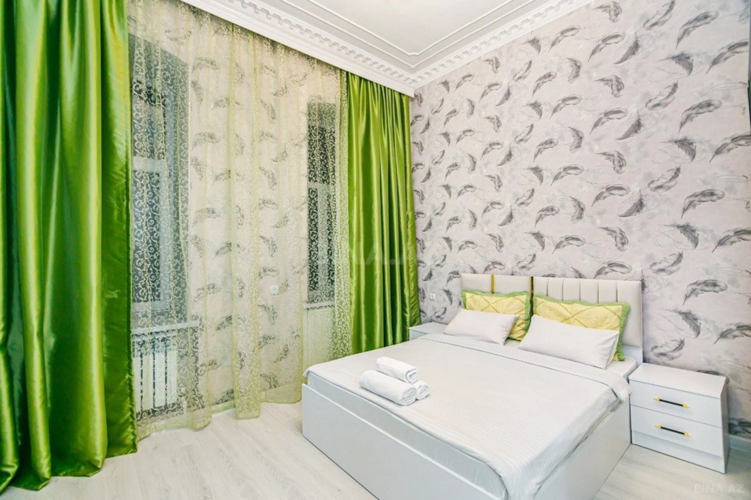 Kirayə verilir 2 otaqlı mənzil 60 m²