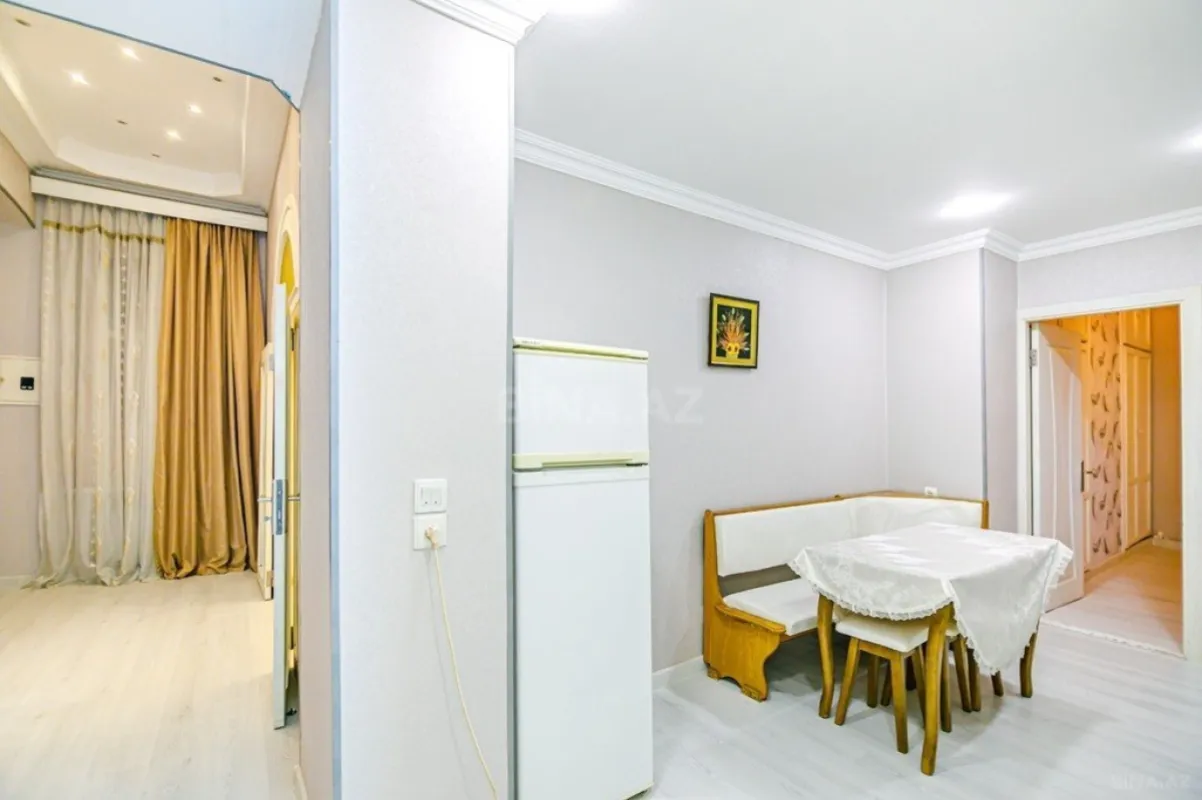 Kirayə verilir 2 otaqlı mənzil 60 m²