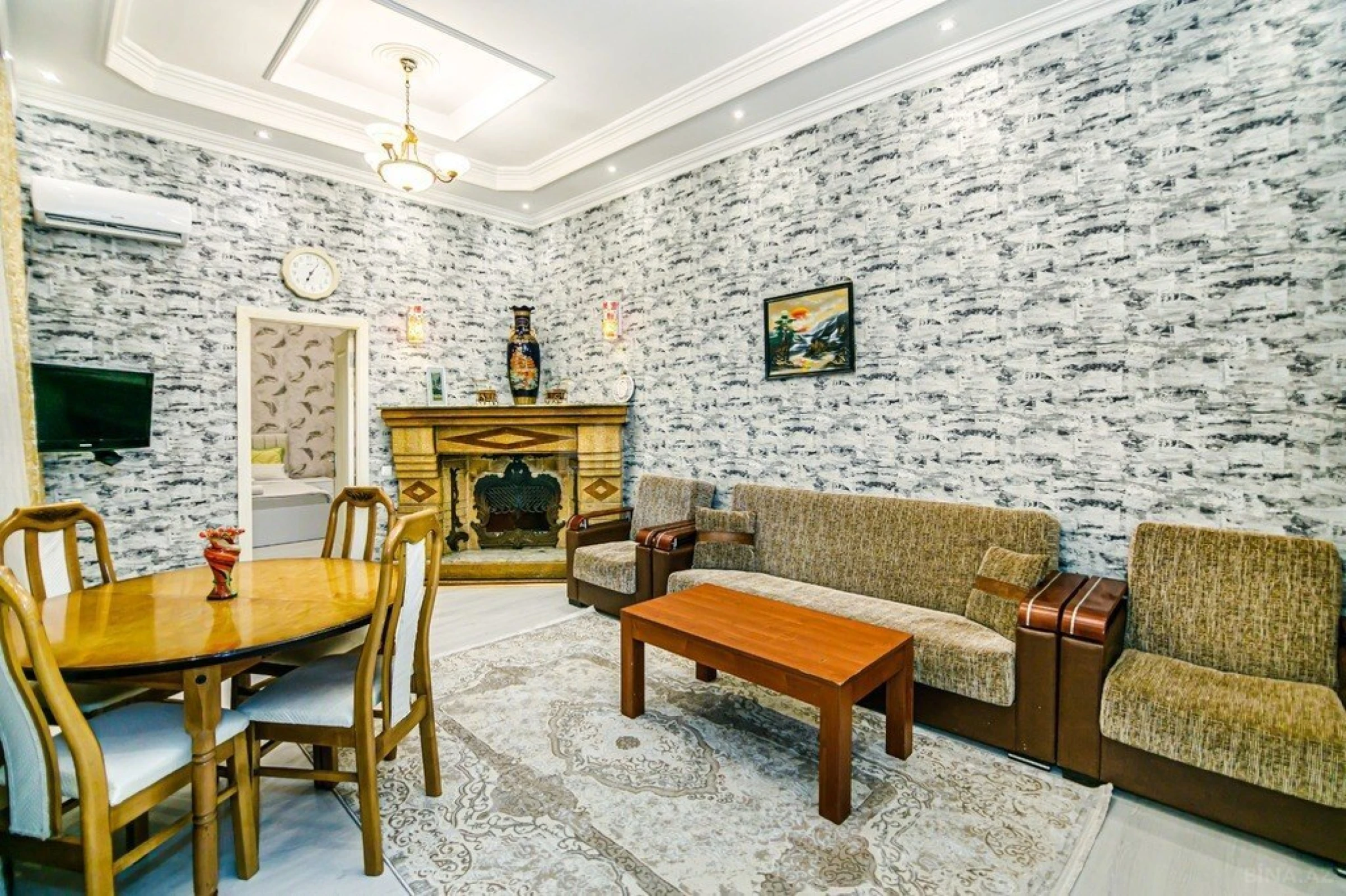 Kirayə verilir 2 otaqlı mənzil 60 m²