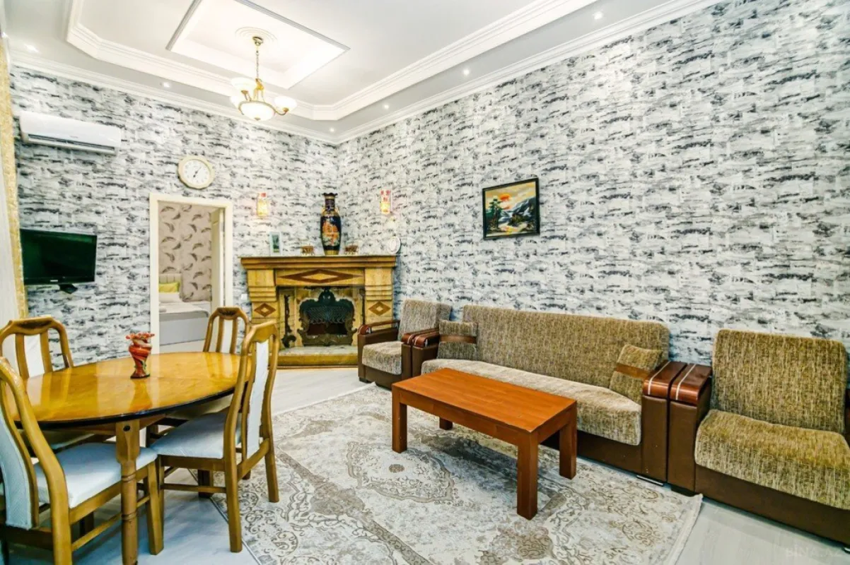 Kirayə verilir 2 otaqlı mənzil 60 m²