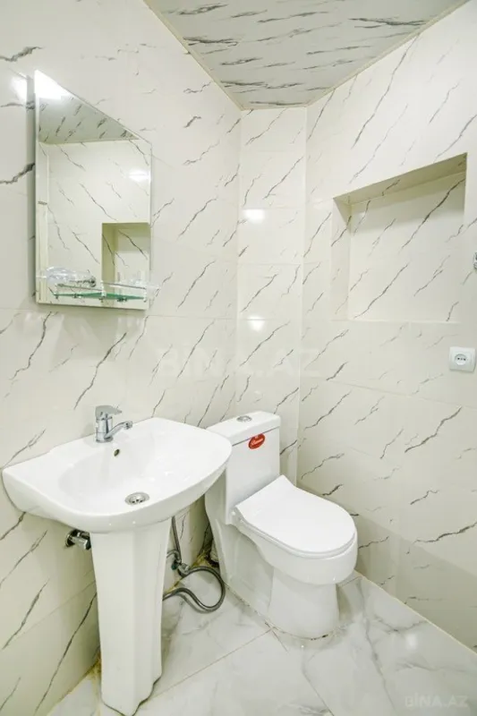 Kirayə verilir 2 otaqlı mənzil 60 m²