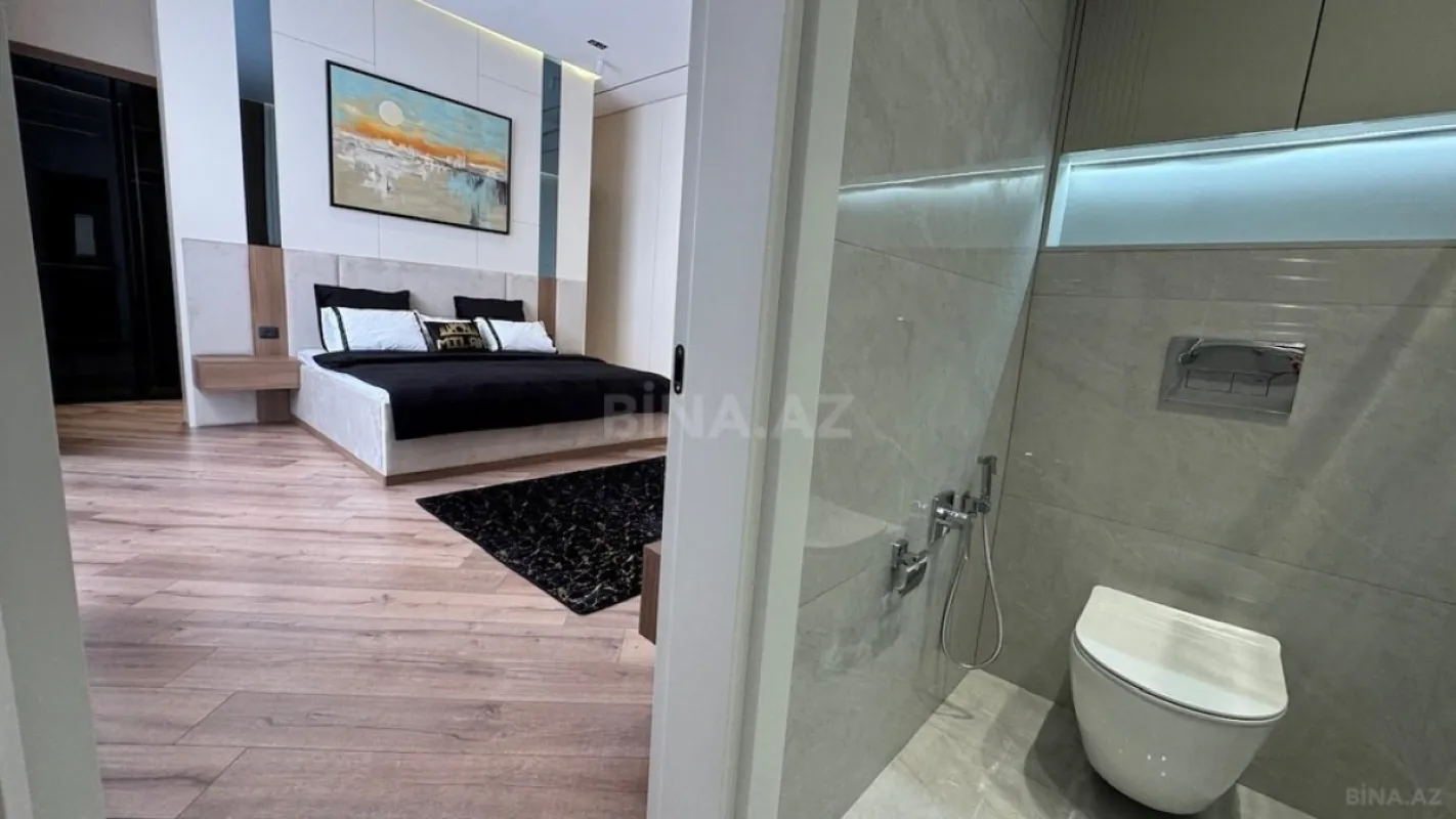 Satılır 5 otaqlı həyət evi 250 m²