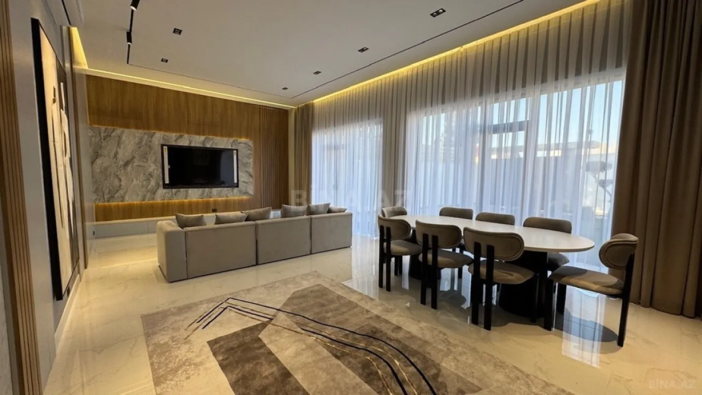 Satılır 5 otaqlı həyət evi 250 m²