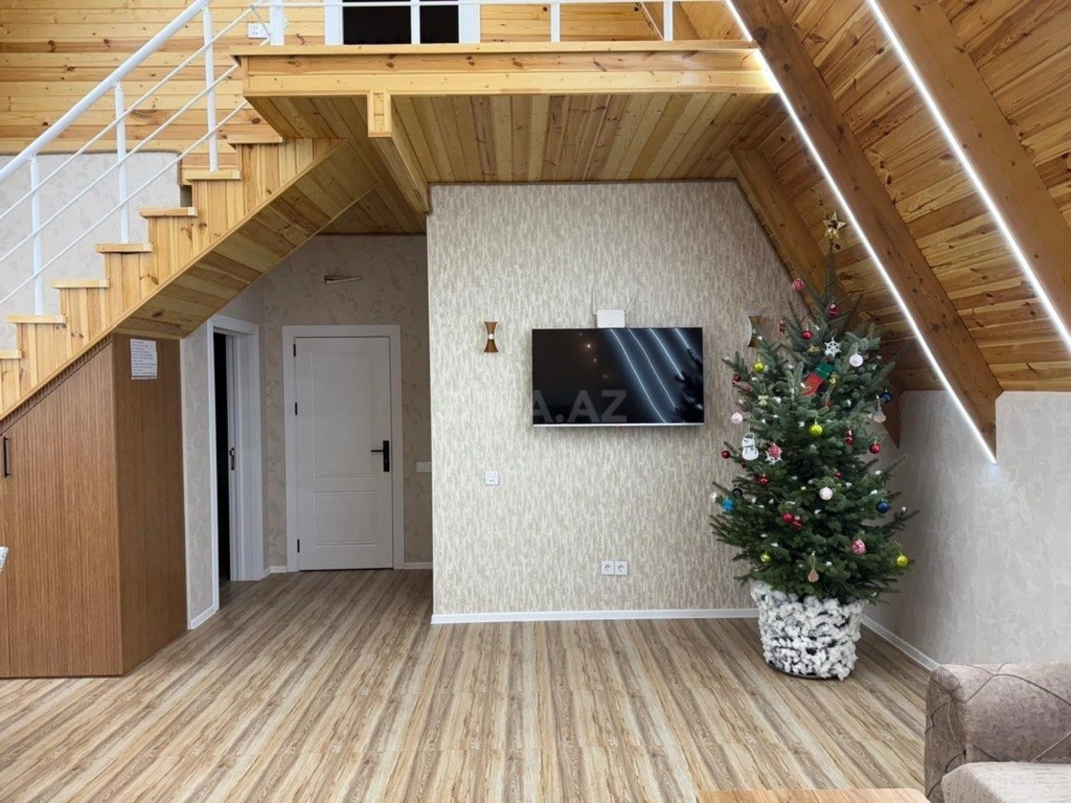 Kirayə verilir 4 otaqlı həyət evi 140 m²