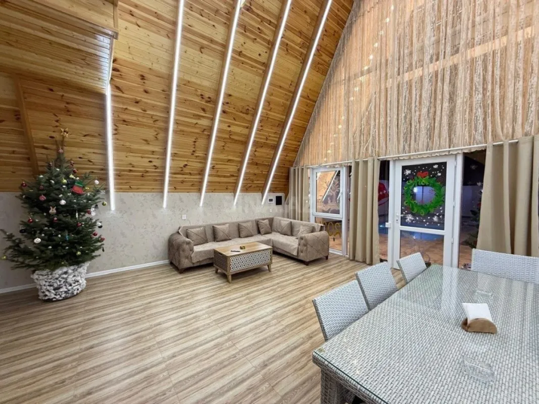 Kirayə verilir 4 otaqlı həyət evi 140 m²