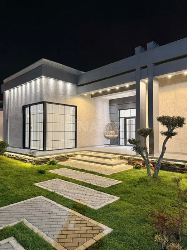Satılır 4 otaqlı həyət evi 200 m²