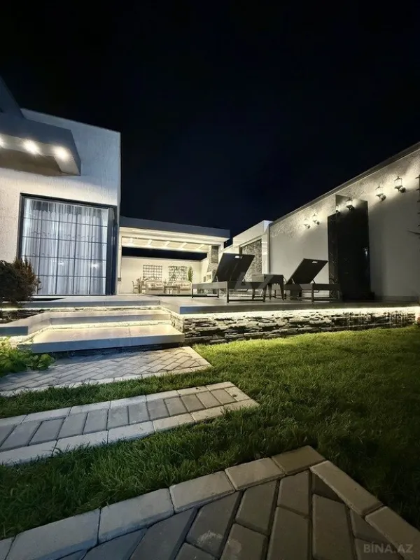 Satılır 4 otaqlı həyət evi 200 m²