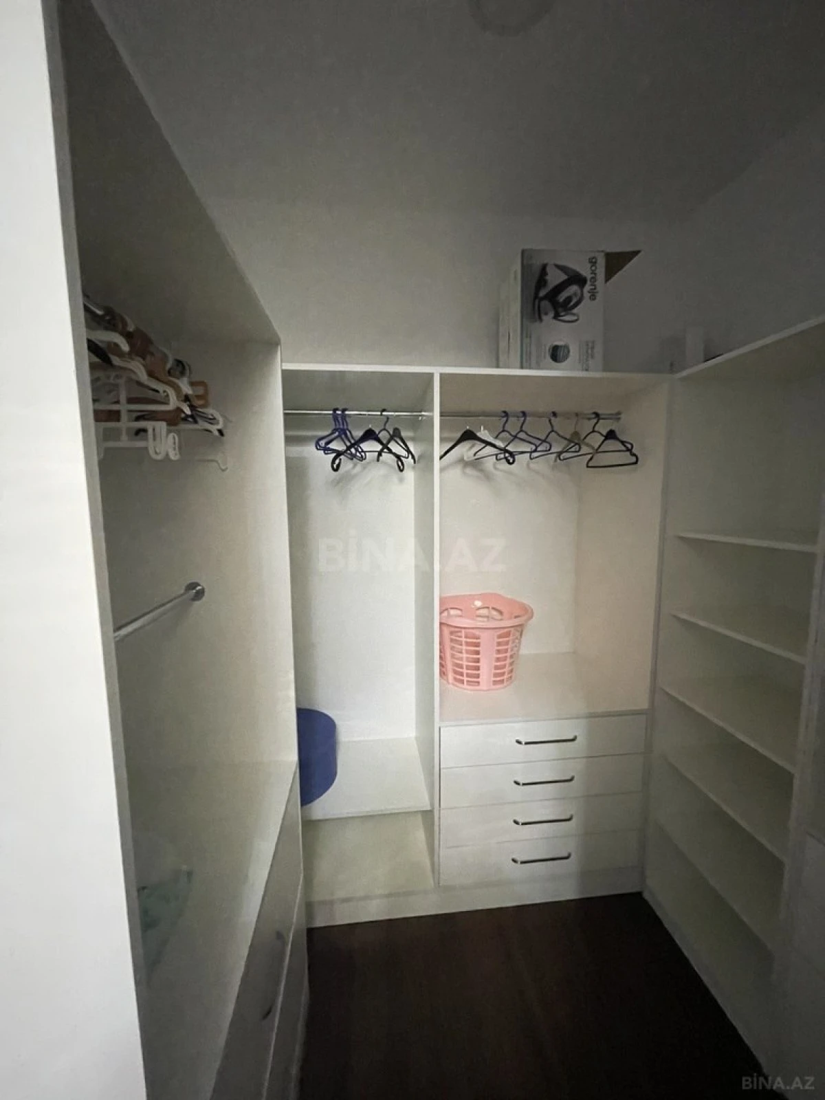 Kirayə verilir 2 otaqlı mənzil 100 m²