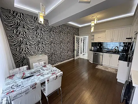 Kirayə verilir 2 otaqlı mənzil 100 m²