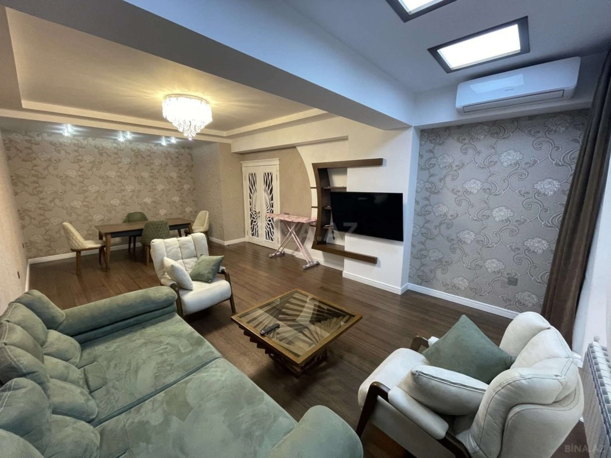 Kirayə verilir 2 otaqlı mənzil 100 m²