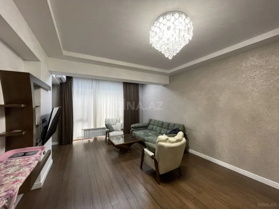 Kirayə verilir 2 otaqlı mənzil 100 m²