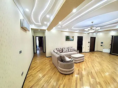 Kirayə verilir 4 otaqlı mənzil 220 m²