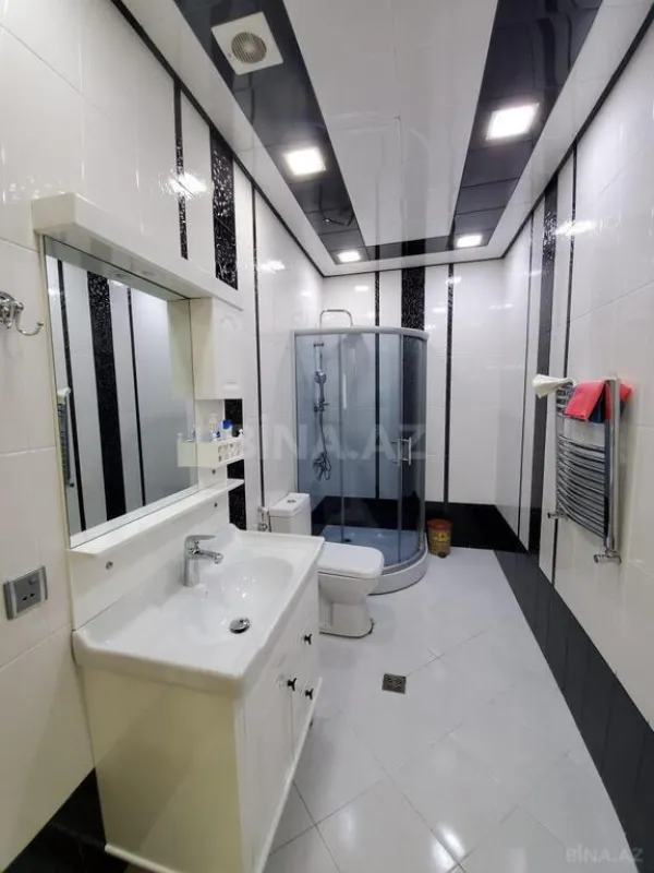 Kirayə verilir 4 otaqlı mənzil 220 m²