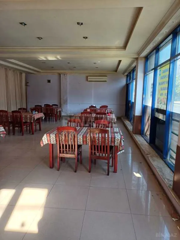 Satılır obyekt 800 m²