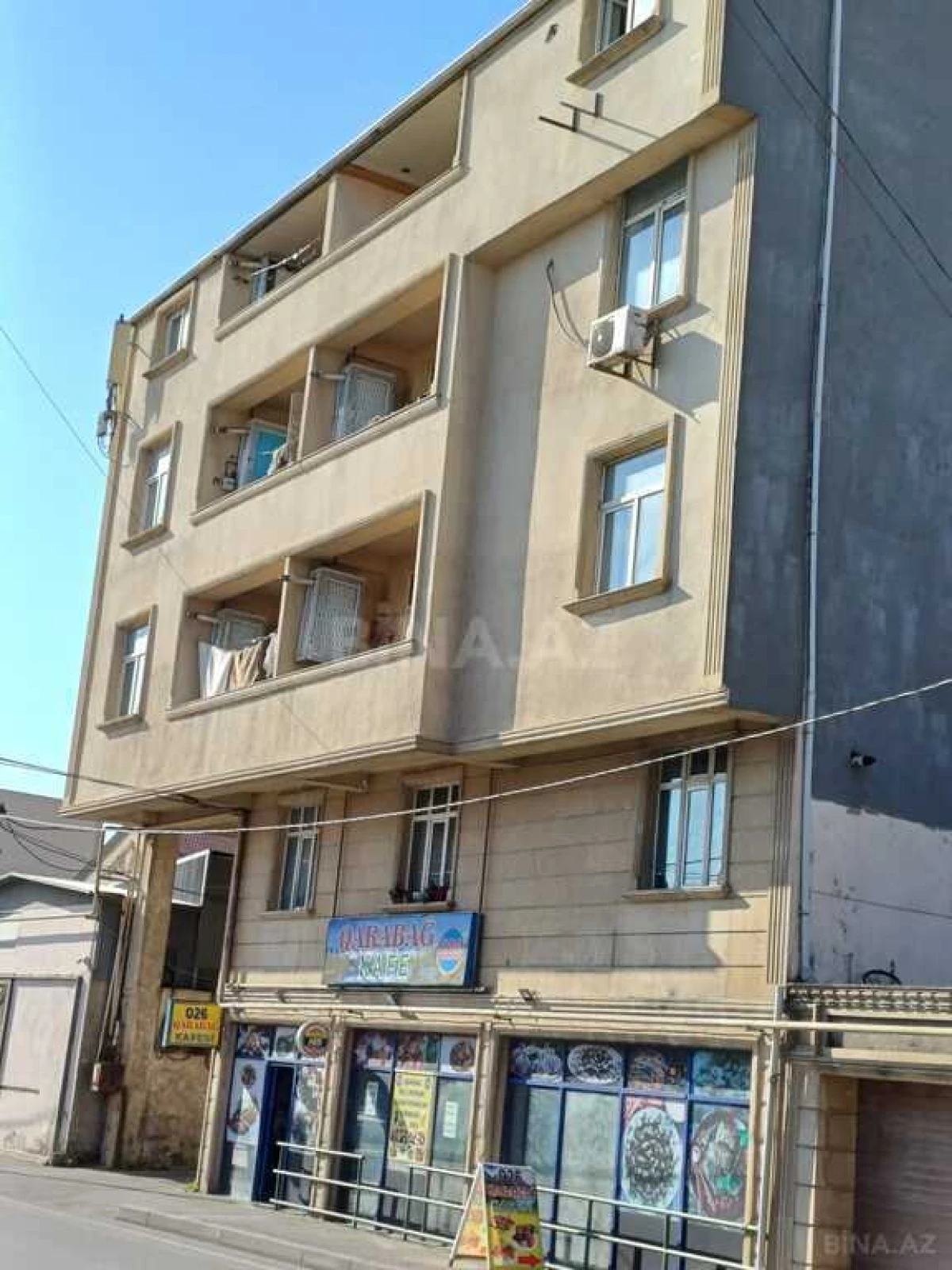 Satılır obyekt 800 m²