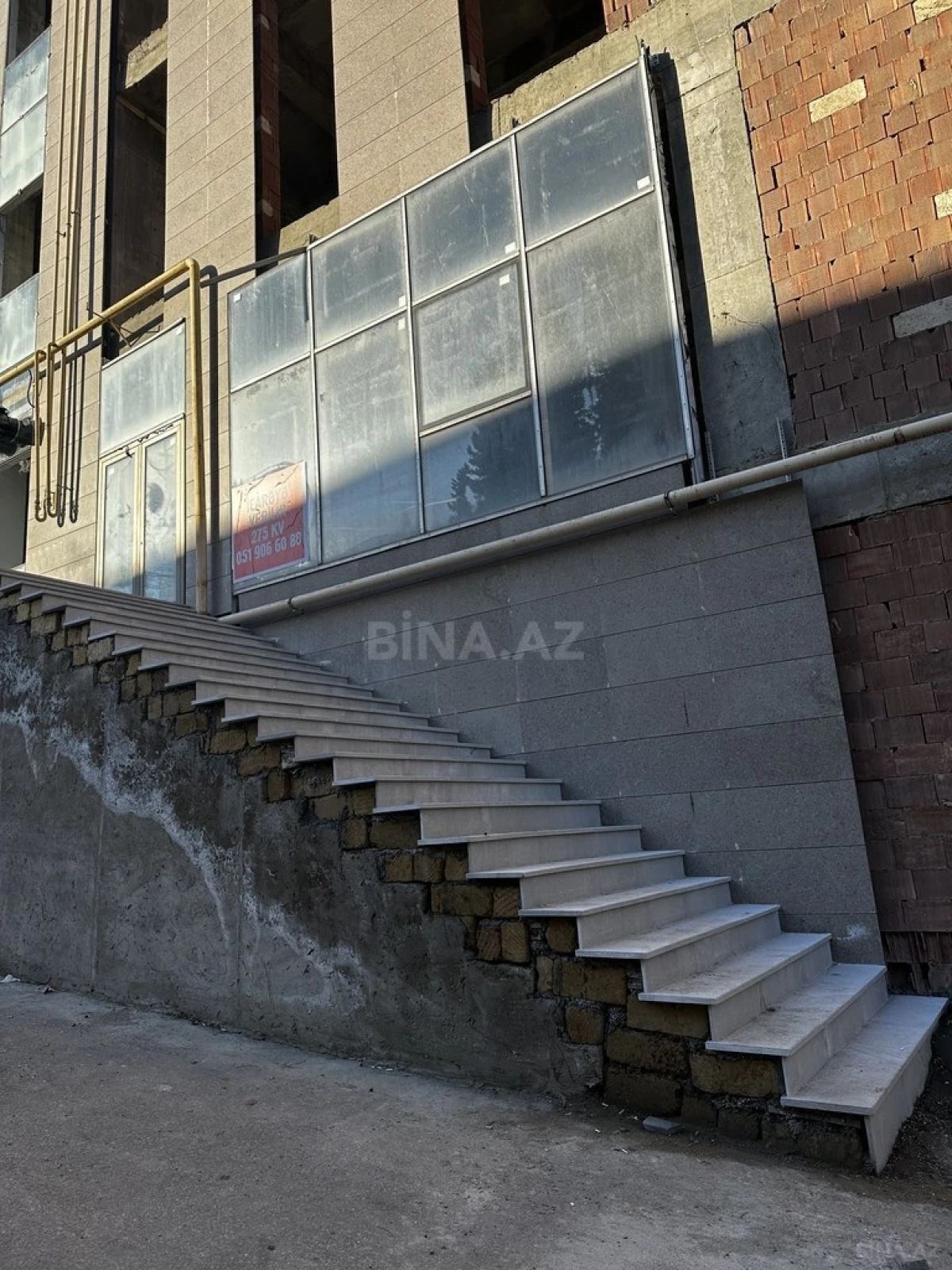 Kirayə verilir obyekt 265 m²