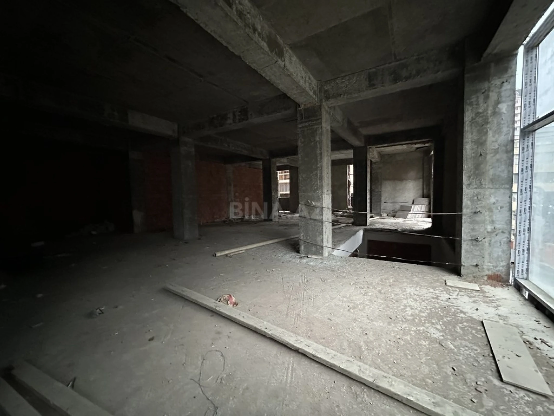 Kirayə verilir obyekt 265 m²