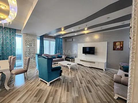 Kirayə verilir 6 otaqlı mənzil 300 m²
