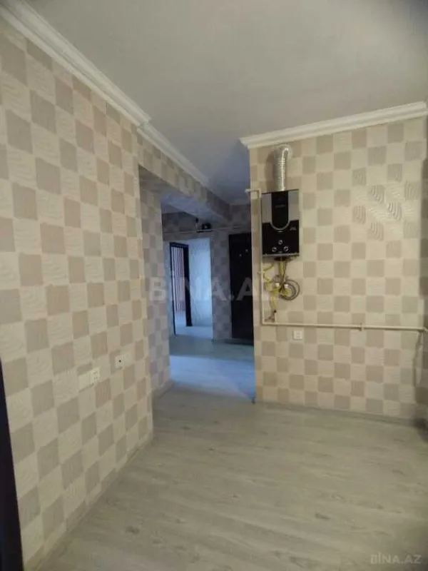 Satılır 4 otaqlı mənzil 110 m²