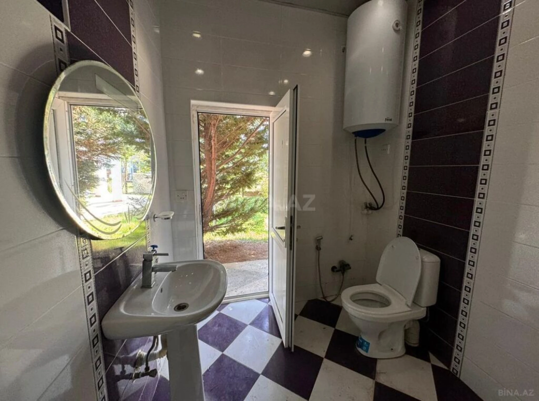 Satılır 5 otaqlı həyət evi 200 m²