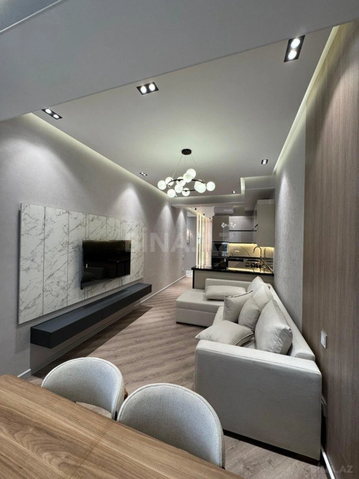 Kirayə verilir 3 otaqlı mənzil 115 m²