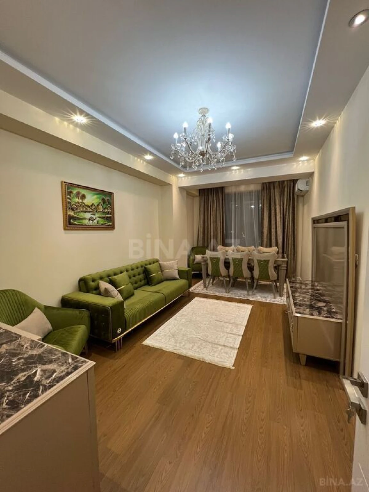 Kirayə verilir 2 otaqlı mənzil 100 m²