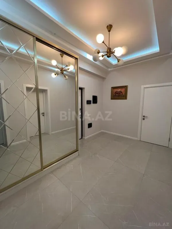 Kirayə verilir 2 otaqlı mənzil 100 m²