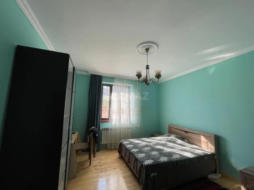 Satılır 5 otaqlı həyət evi 169 m²