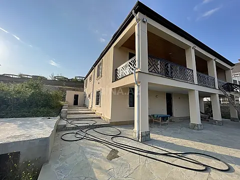 Satılır 5 otaqlı həyət evi 169 m² — Şamaxı 5 otaq 169.00 m²